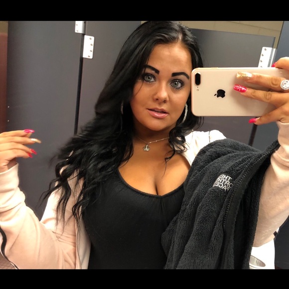 Meet your Posher, Samantha - Picture 5 of 6